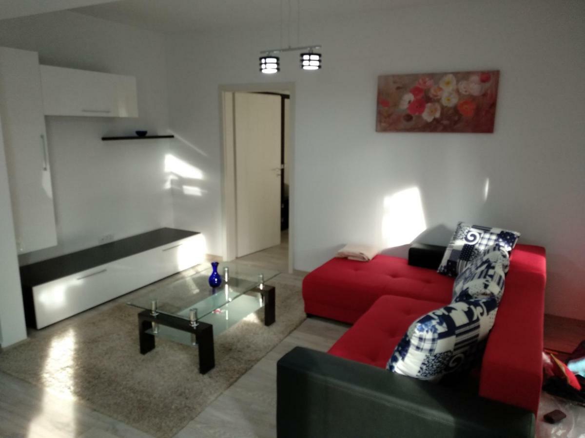 דירות בראשוב Apartament Ramona מראה חיצוני תמונה