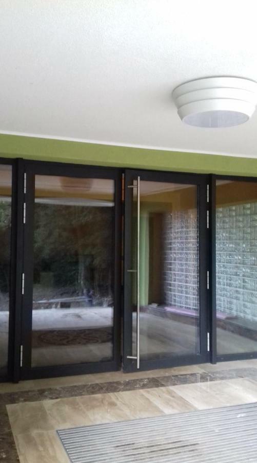 דירות בראשוב Apartament Ramona מראה חיצוני תמונה